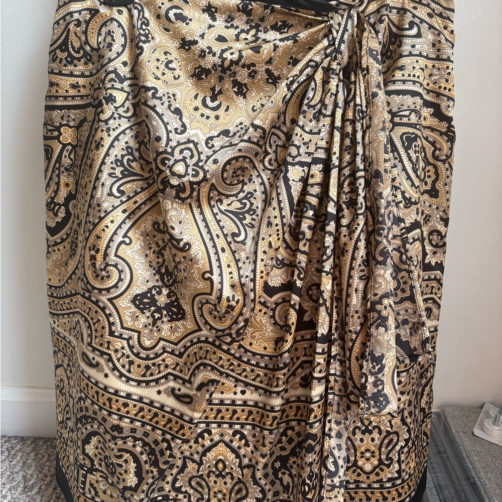 Elegant Paisley Print Skirt